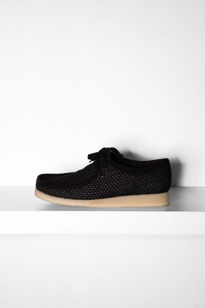 Clarks Wallabee black mesh