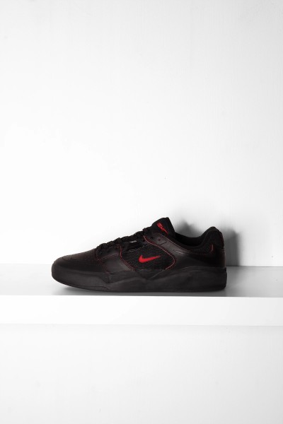 NikeSB Ishod Wair Premium black red