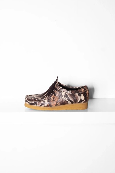 Wallabee Snake Print brown